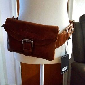 SPIKES & SPARROW Leather Fanny Pack